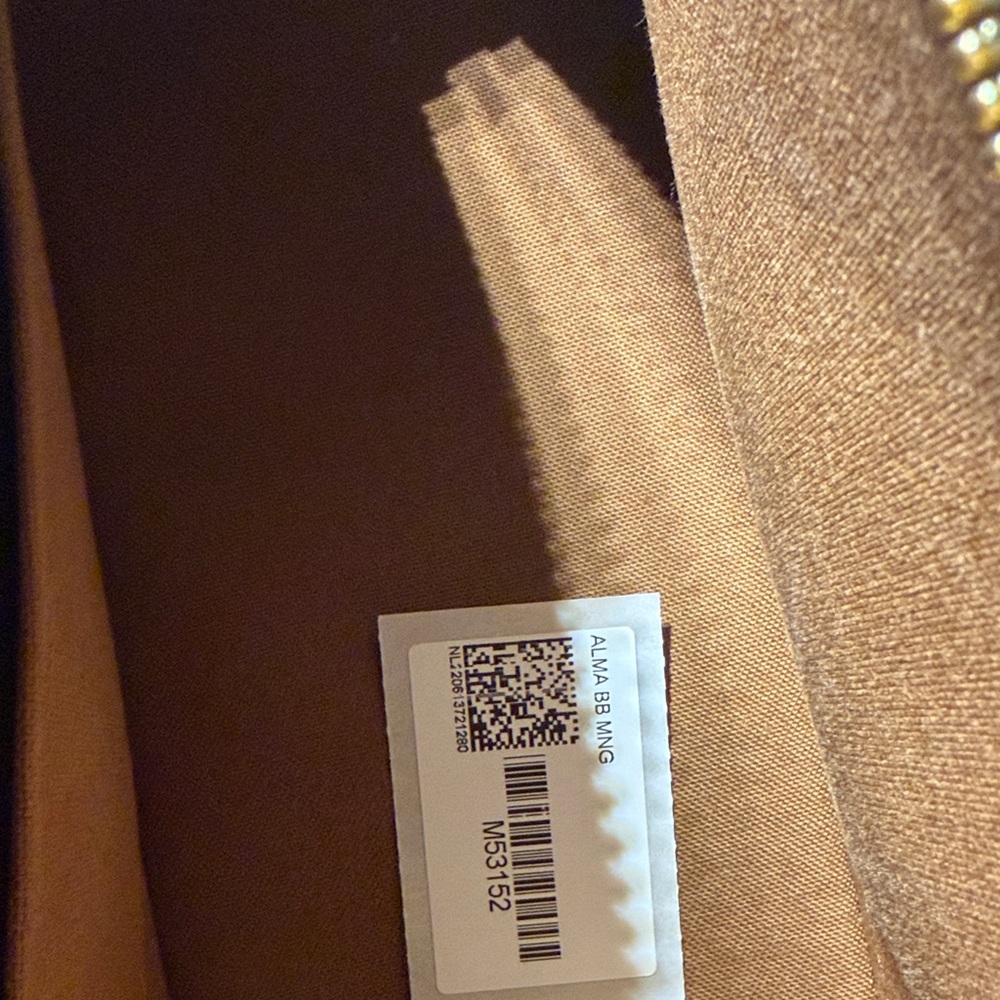 Louis Vuitton Monogram Canvas Alma BB - Picture 3 of 10
